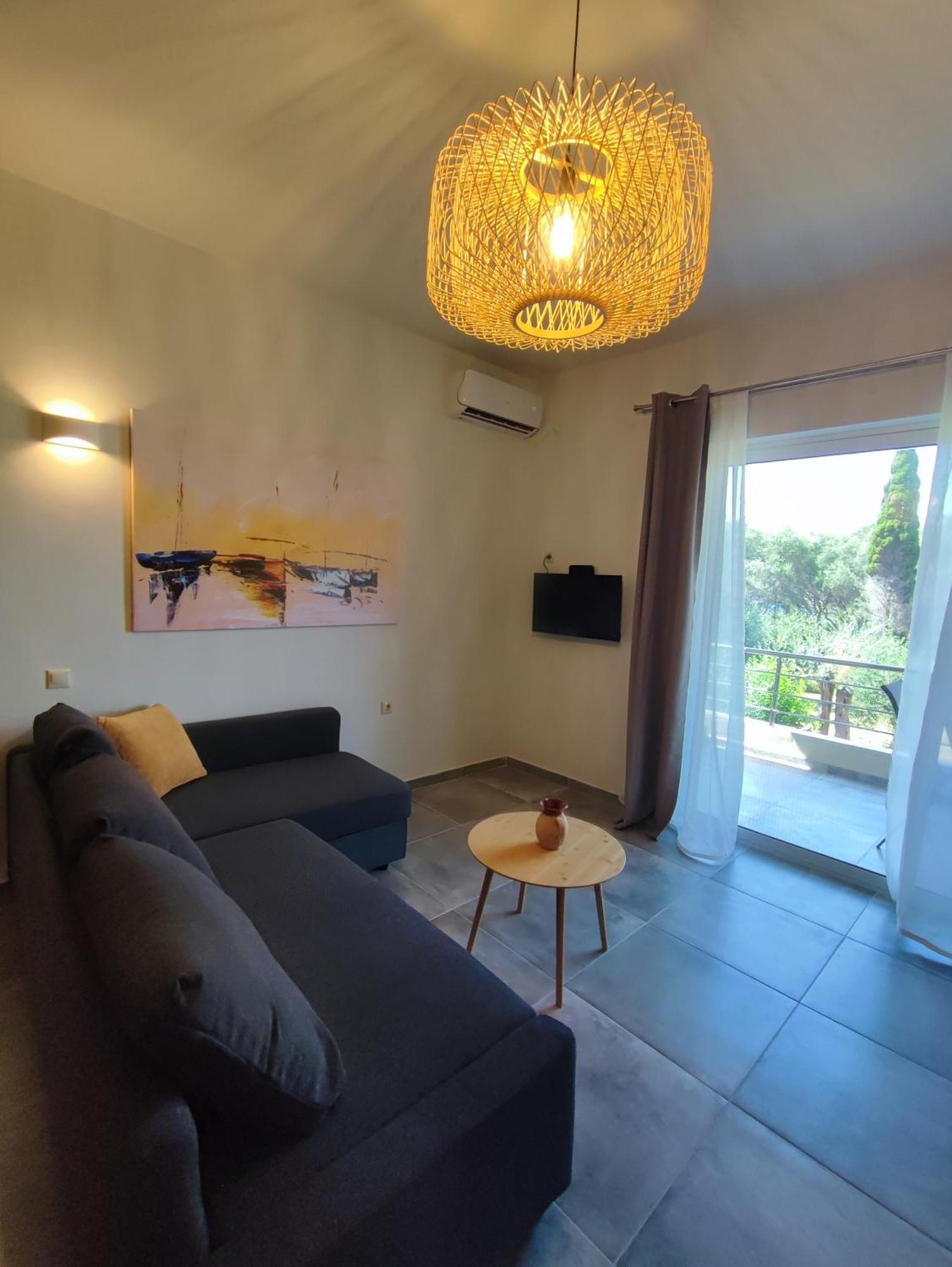 Coritos Holiday Apartments Κοντόκαλι Εξωτερικό φωτογραφία