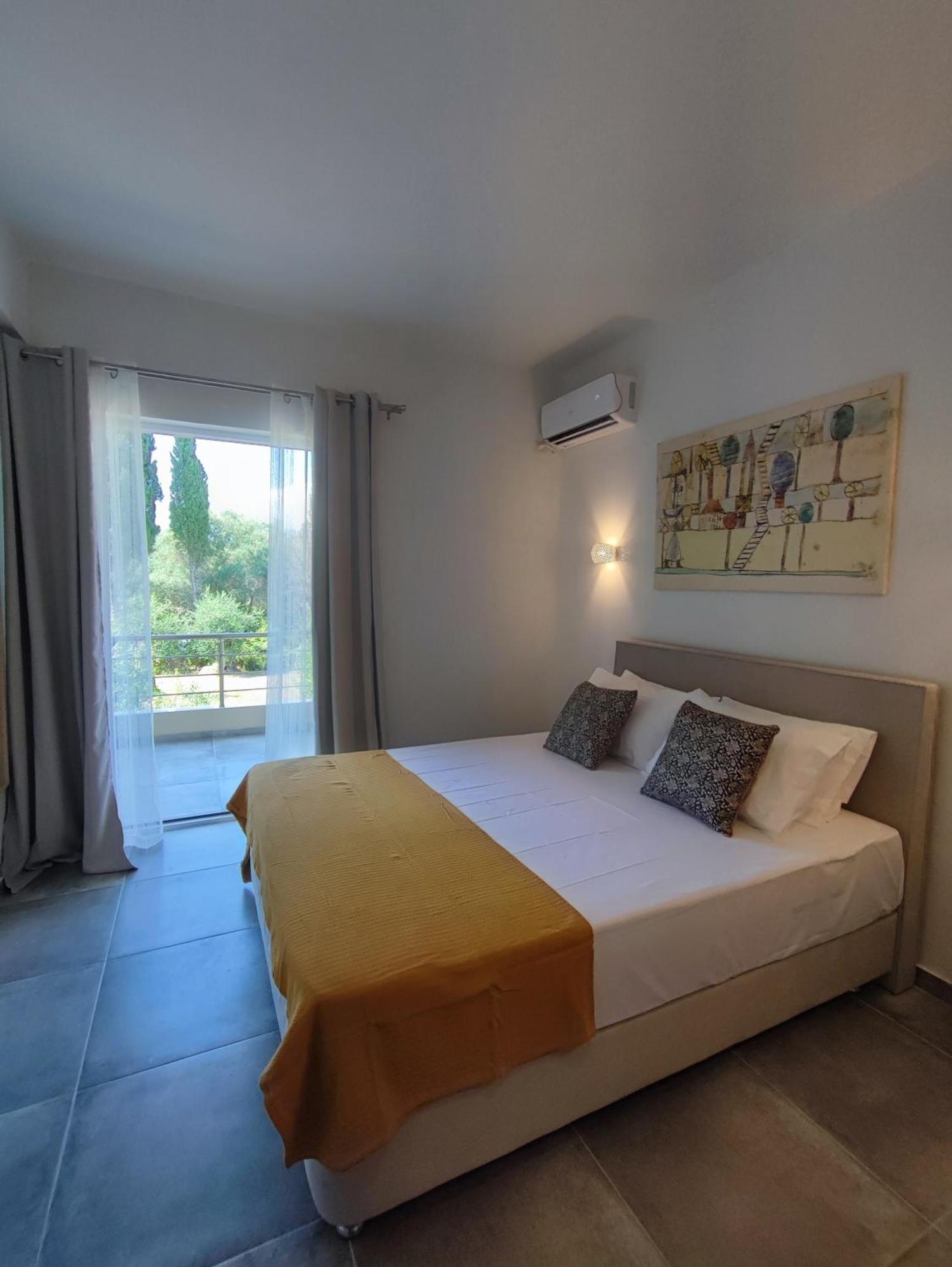 Coritos Holiday Apartments Κοντόκαλι Εξωτερικό φωτογραφία